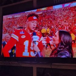 32' TCL Roku TV