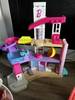 Little People Barbie Playhouse 