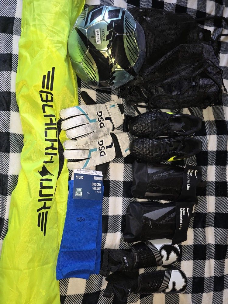 Soccer Equipment Equipos de fútbol