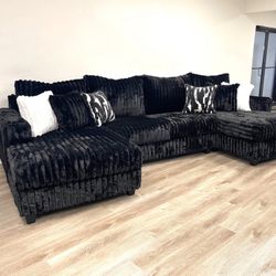 NEW XL SECTIONAL SOFA BLACK AND CHARCOAL WITH FREE DELIVERY- BED MATTRESS - BEDROOM FURNITURE AND MORE 