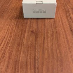 GoPro 7 Silver with underwater protector and miscellaneous accessories 