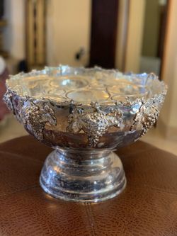 Immaculate grape motifs silver plated 5 bottles champagne embossed cooler- brand new in its original box -punch footed bowl