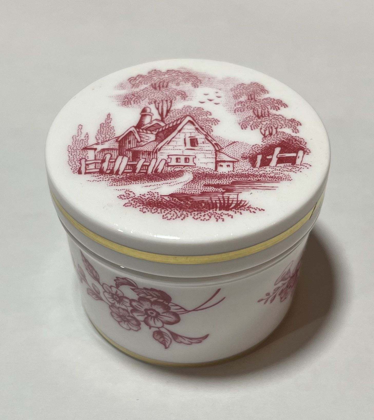 Vintage Spode Trinket Pillbox