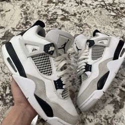Jordan 4 Black Military 