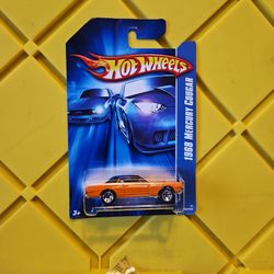 Hot wheels 1968 mercury cougar