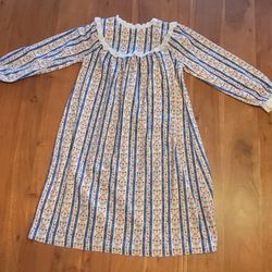 Girls Lanz of Salzburg Flannel Nightgown Red White & Blue Floral Size 4/5
