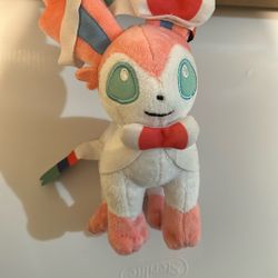 Sylveon Plushie Eve Pokémon 