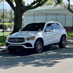 2020 Mercedes-Benz GLC 300