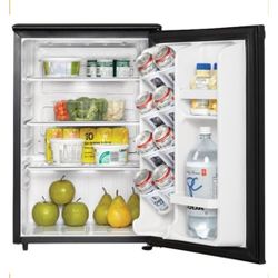 Brand New On The Box Danby Fridge! Perfect for Grads Heading To A Dorm