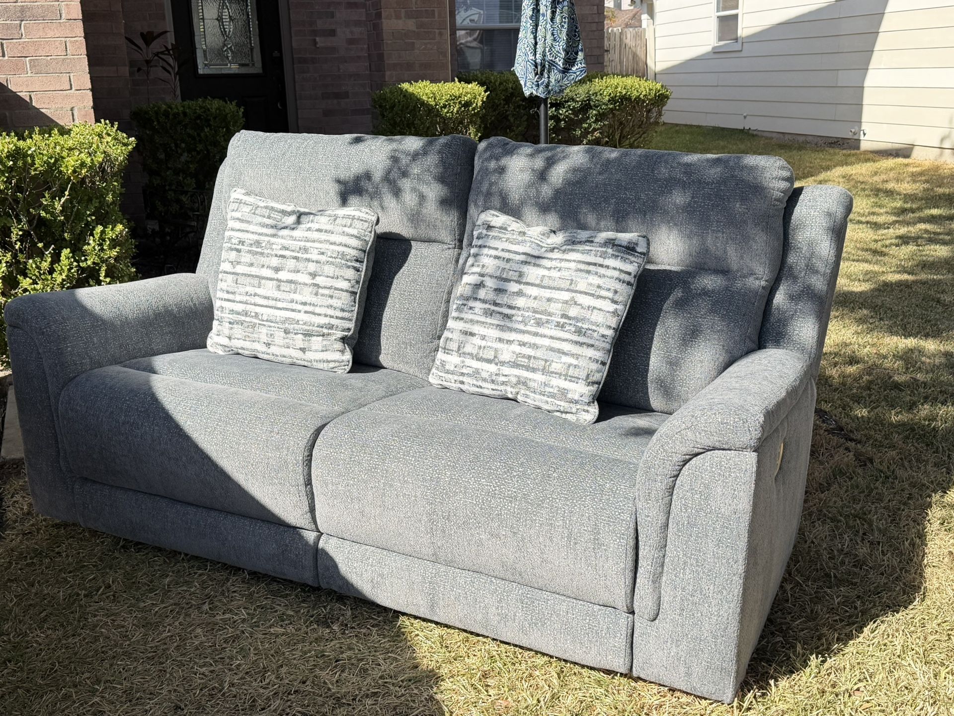 Electric Recliner Sofa As New 