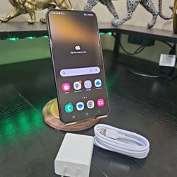 Unlocked Samsung Galaxy S22 