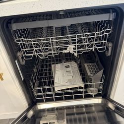 Dishwasher 