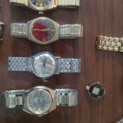 Huge Watch Lot Vintage And Modern Models 