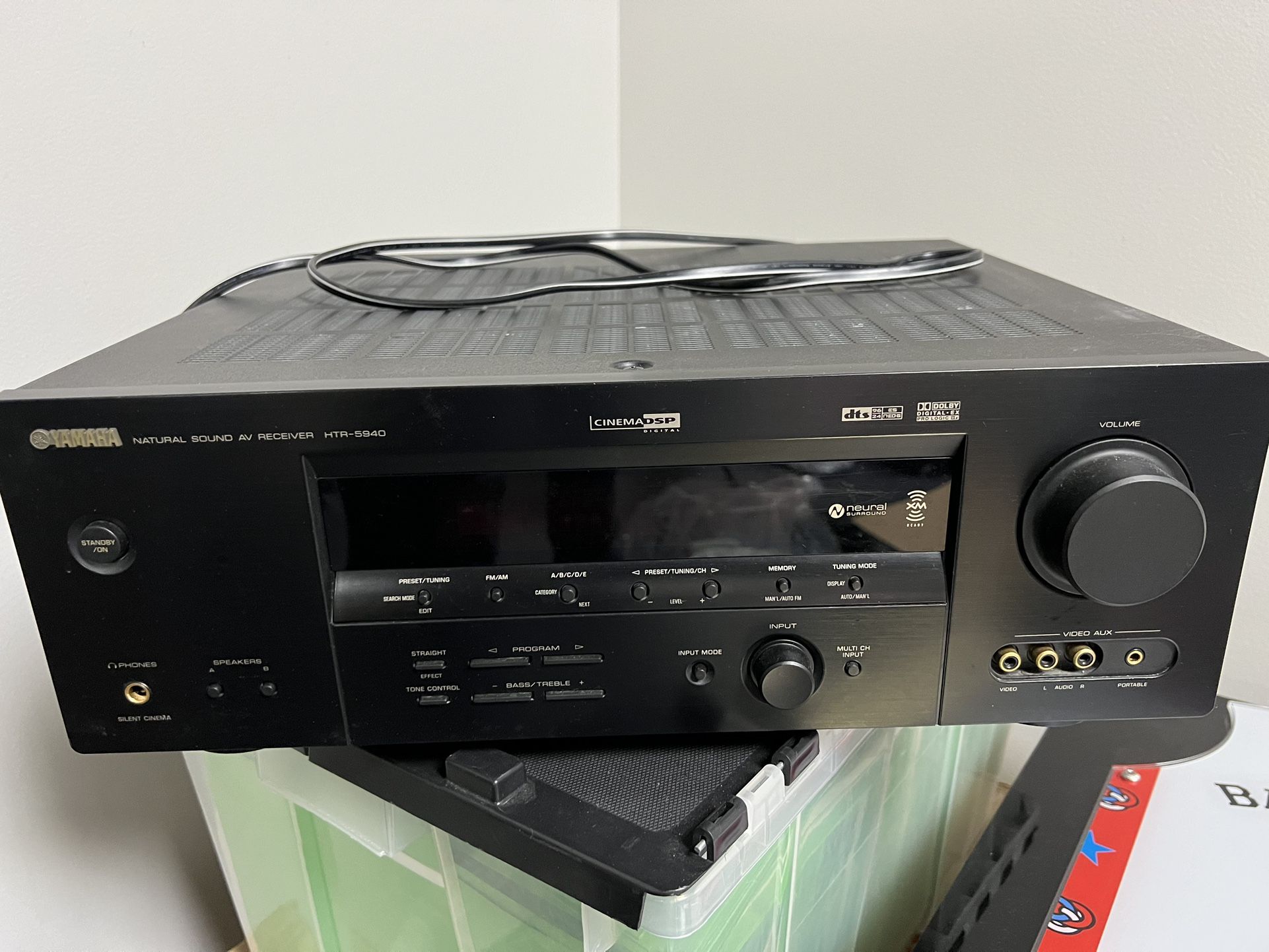 Yamaha Receiver & Pioneer 6 CD Player