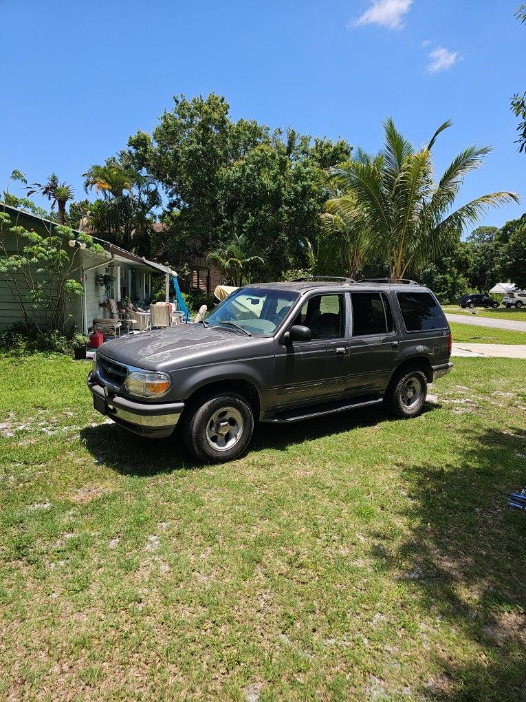 1998 Ford Explorer