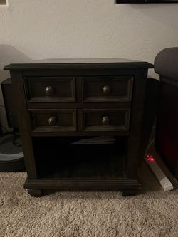 End table w/ Storage