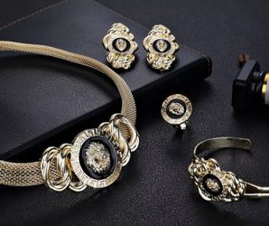 Conjunto de joyería chapada en oro de Dubái para mujer, conjunto de collar y pendientes africanos de alta calidad,m