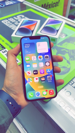 Apple 𝚒𝙿𝚑𝚘𝚗𝚎 14 Plus 256GB / 128GB | $50 Down And Take It Home!