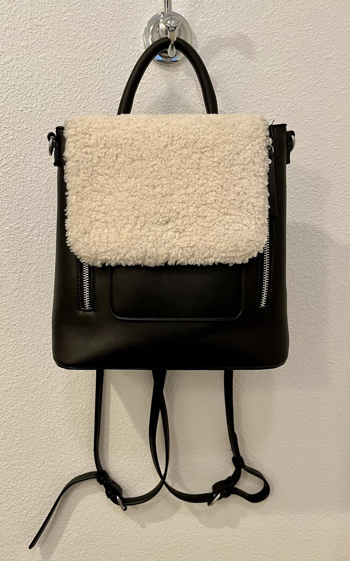 Small Backpack/ Purse $25 Great Condition