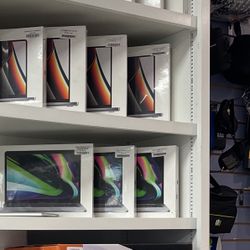 2022 13”MacBook Pro M2 24Gb Ram 512ssd 