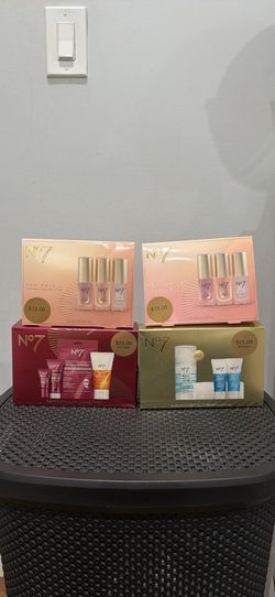 No 7 Gift set