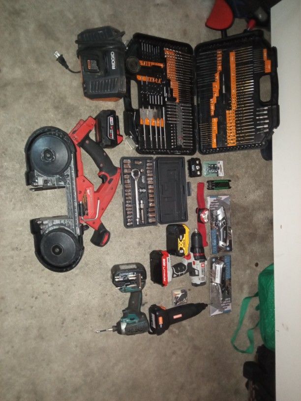 Random Tool Set