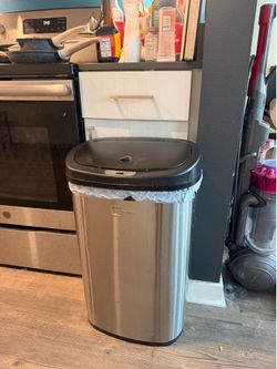 trash bin