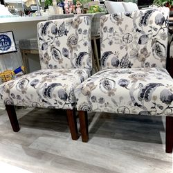 Set of 2 Upholstered Accent Chairs – Floral Pattern