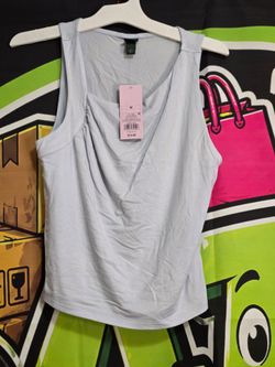🌸 Wild Fable Women's Sleeveless V-Neck Tank Top – Size Medium (M) – New With Tags 🌸