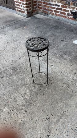 Planter stand