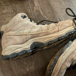 Mens Hiking Boots 
