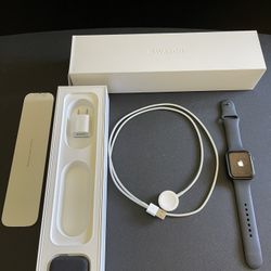 Apple Watch  Series 4     44mm