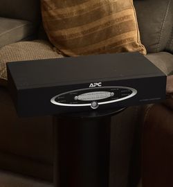 APC H10 Power Conditioner Surge Protector 12 Outlets 