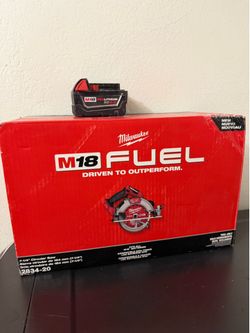 Milwaukee Fuel M18 7-1/4 Circular Saw