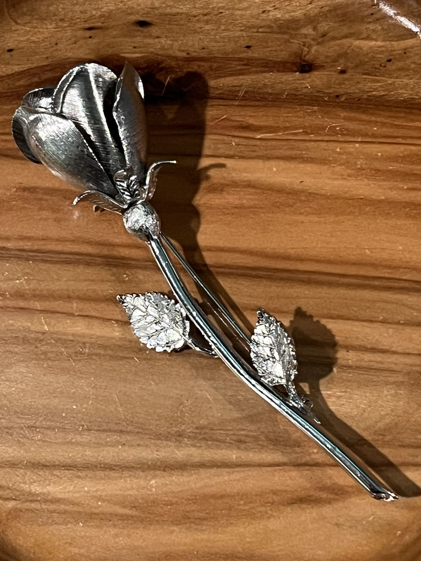 vintage silver tone rose brooch