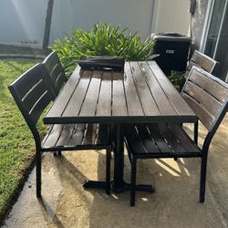 Table And Chairs Sets