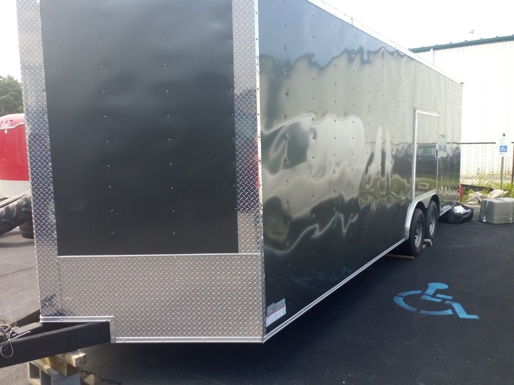 VNOSE ENCLOSED TRAILERS 20FT 24FT 28FT 32FT