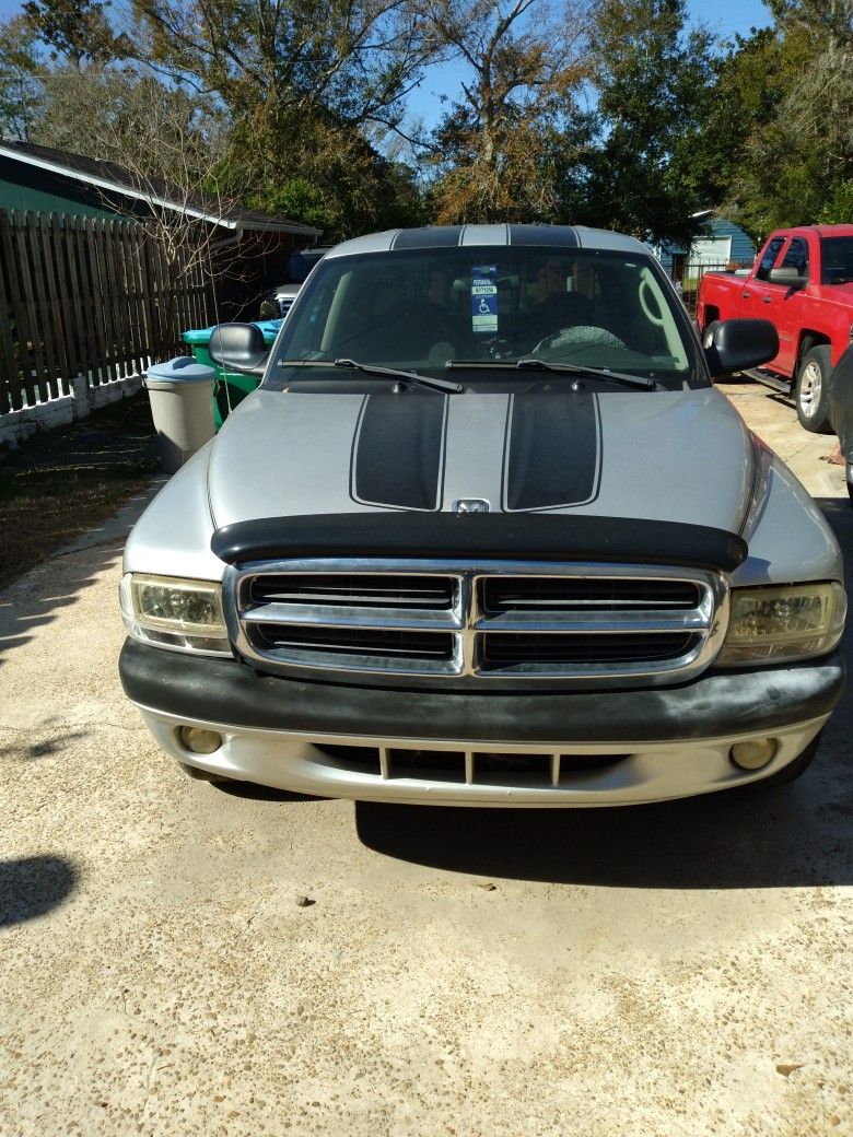 2004 Dodge Dakota