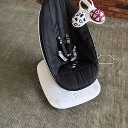 4 Moms Swing Mamaroo