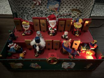 Santa Musical Toy Chest