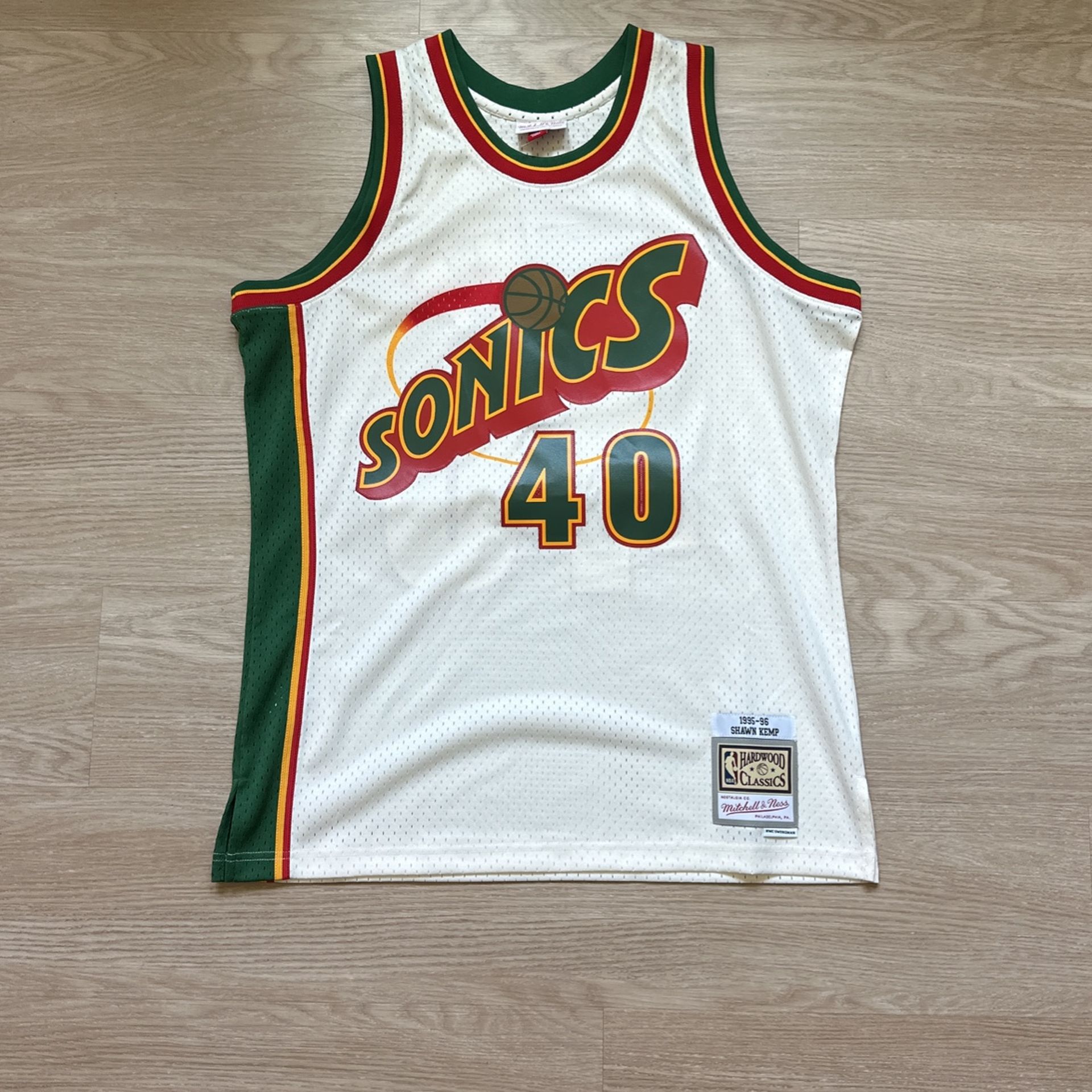 Size Large - Mitchell And Ness NBA Basketball Seattle SuperSonics Shawn Kemp Off White Cream Swingman Jersey - Nike Sports