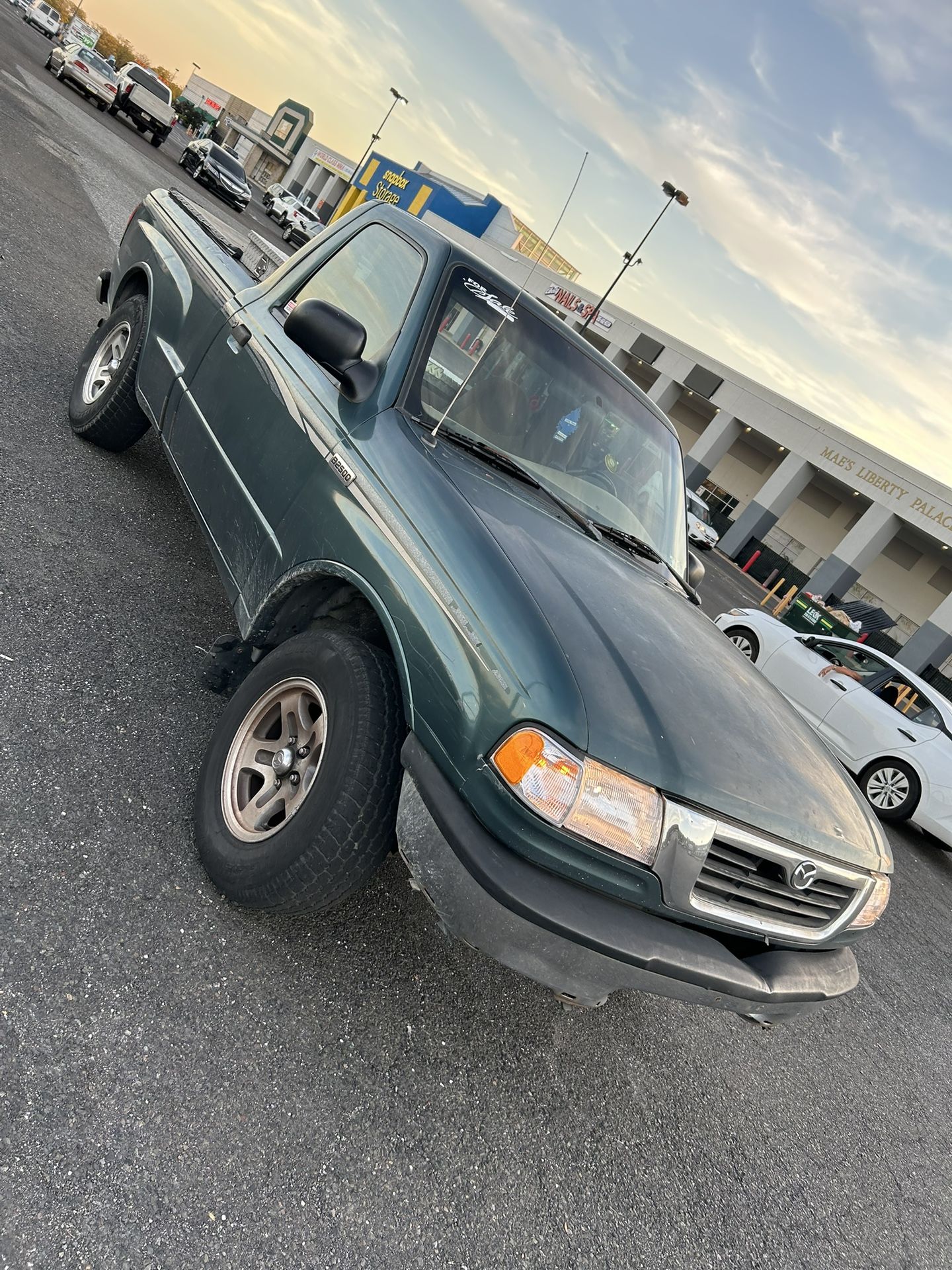 1998 Mazda B2500