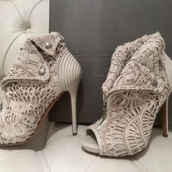 ALEXANDER McQueen Ankle Boots BRAND NEW Sz 37