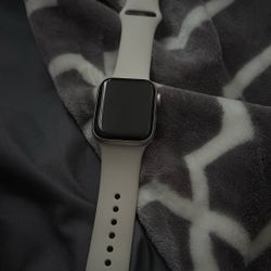 Apple Watch SE