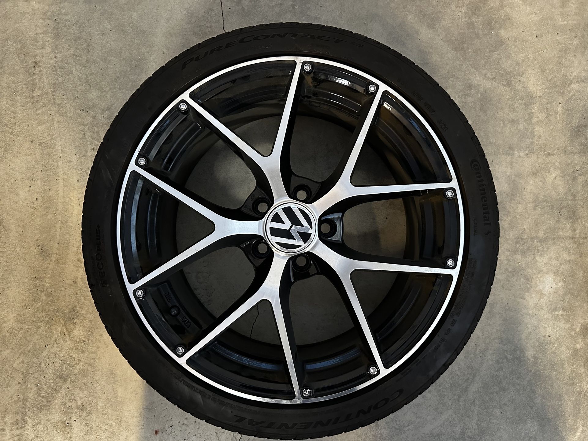 ASA GT14 18X8 Wheels With 225/40R-18 Continental Pure Contact LS Tires