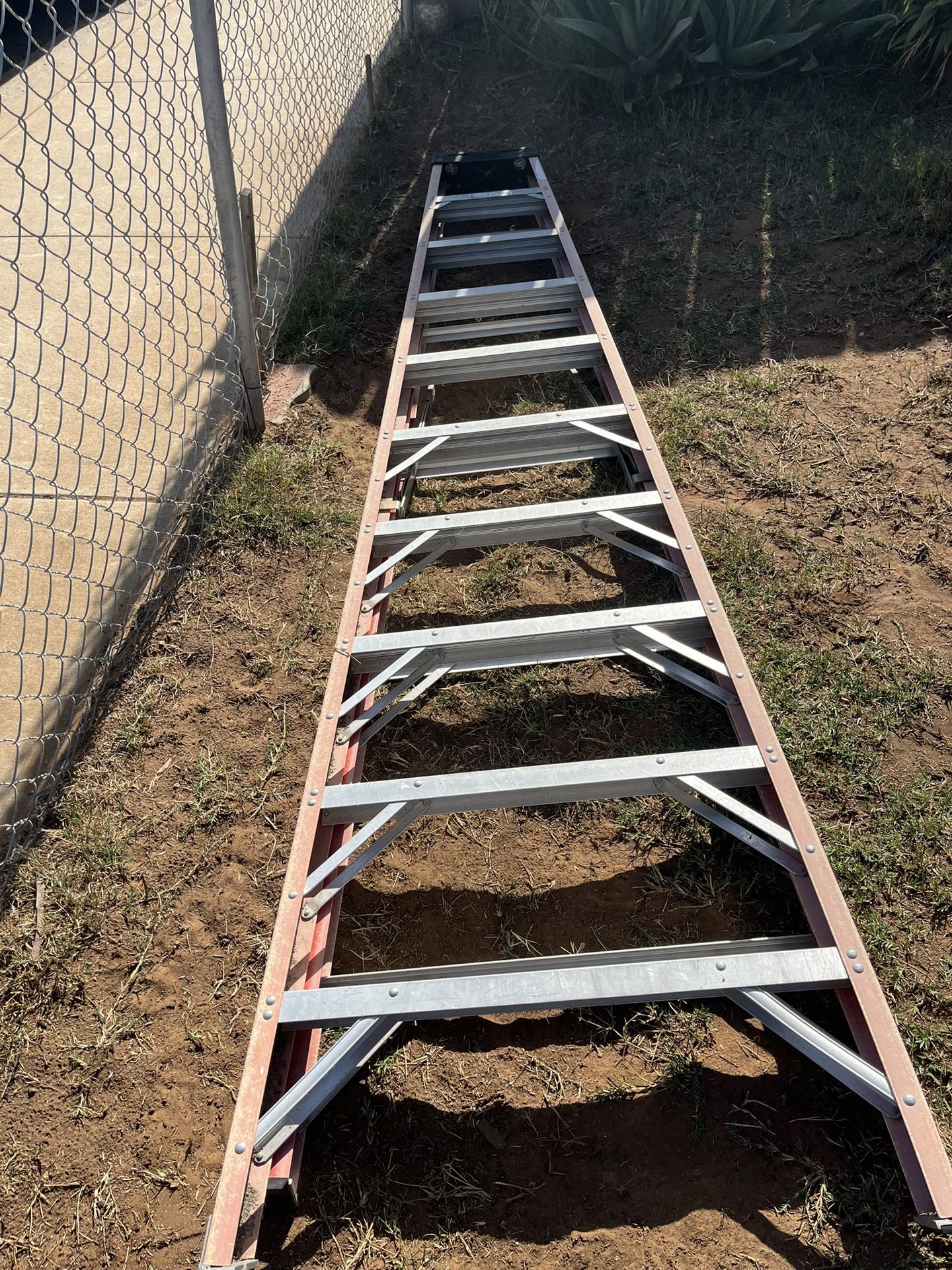 10 Ft Werner Fiberglass Ladder