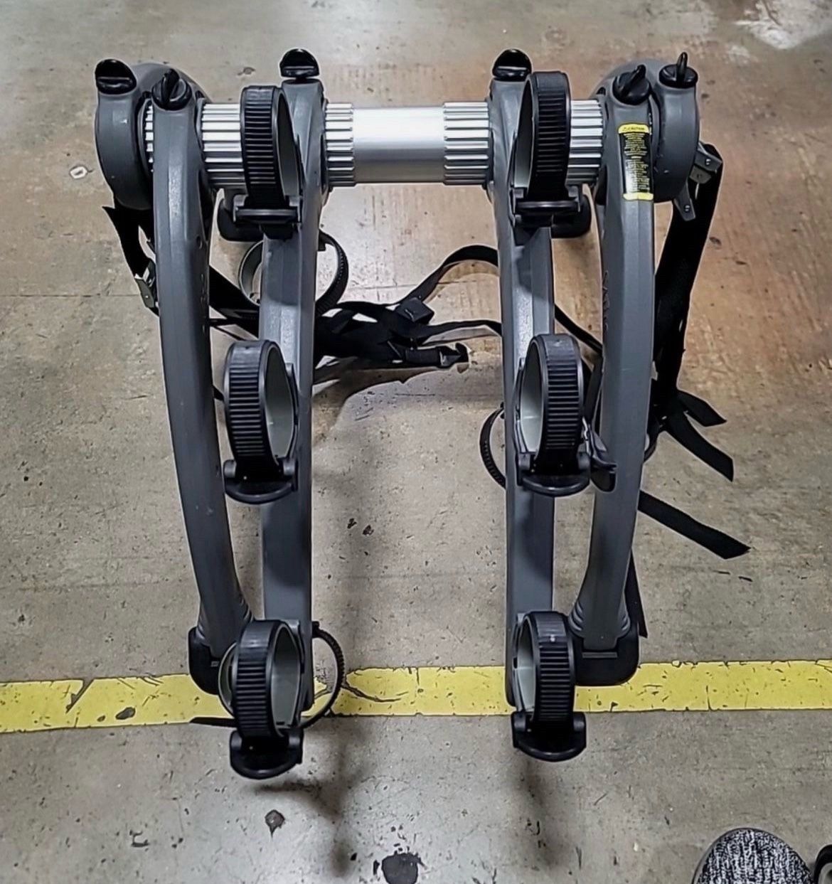 Saris Bones 3 Bike Rack Trunk Mount Bicycle Carrier Holds 3 Bikes - Gray