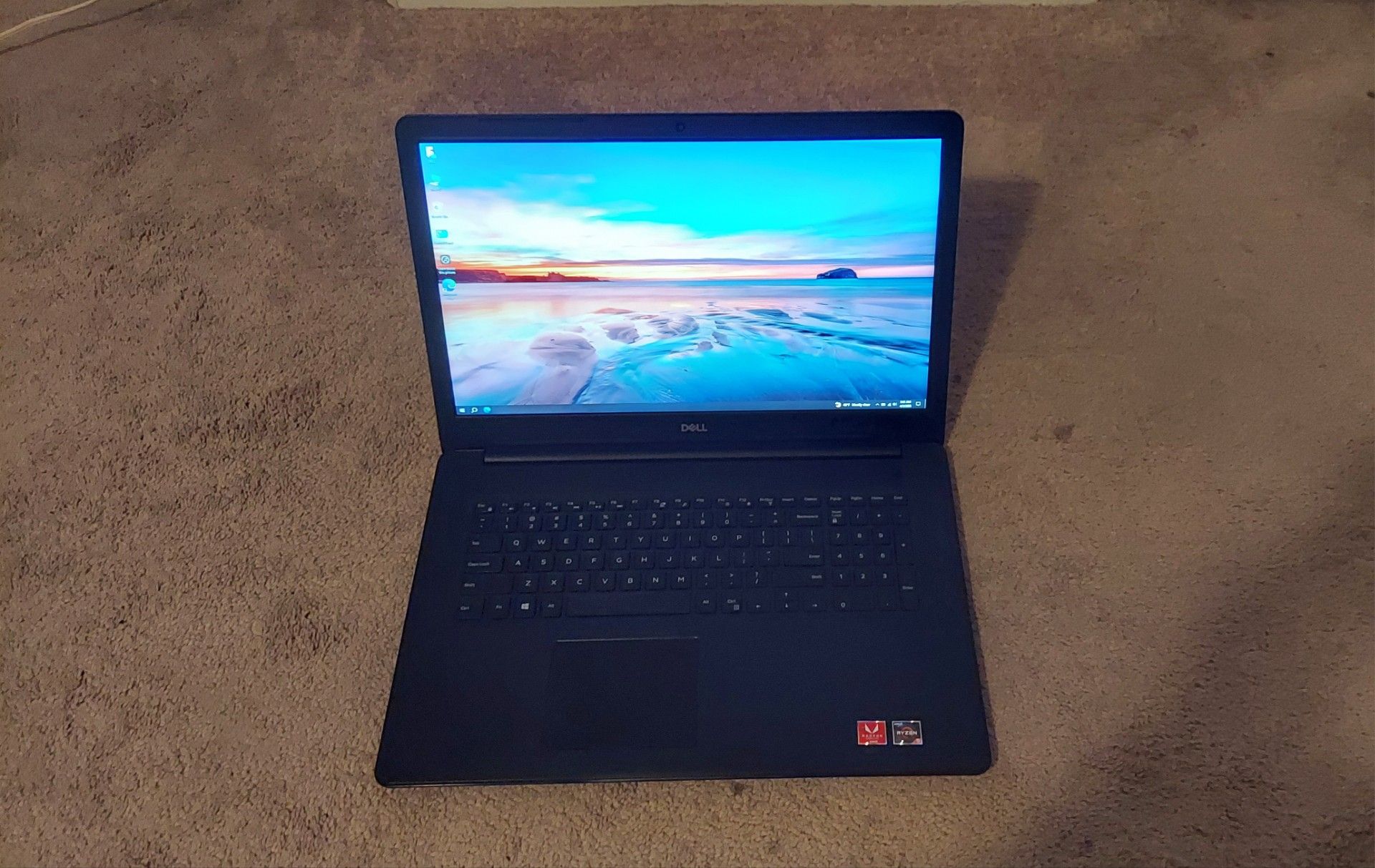 DELL Inspiron 17" Laptop PC Computer