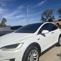 2020 Tesla model X