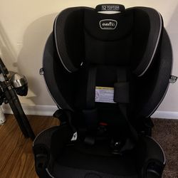 Graco SlimFit3 LX 3-in-1 Convertible Car Seat